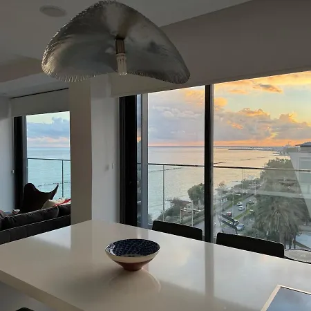 Apartamento Luxury Beachfront Limassol
