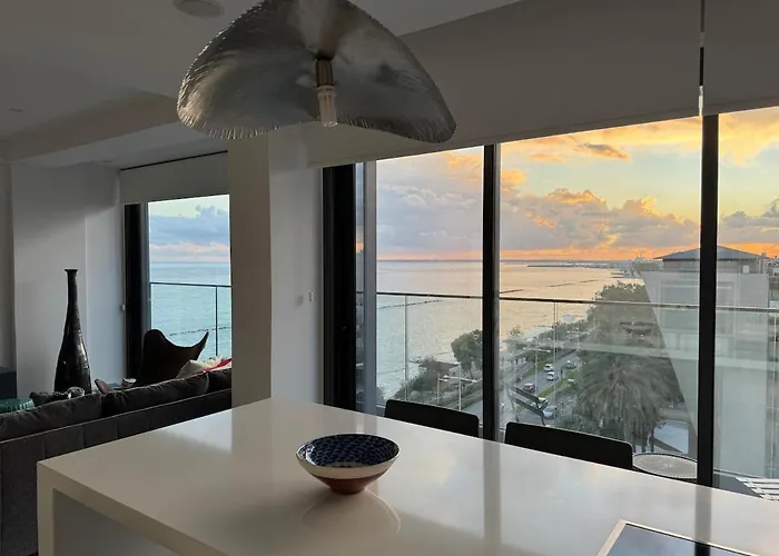 Appartamento Luxury Beachfront Limisso