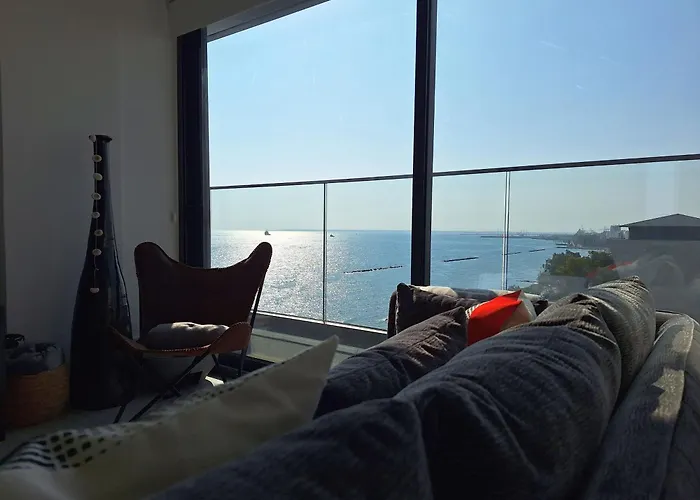 Appartamento Luxury Beachfront Limisso